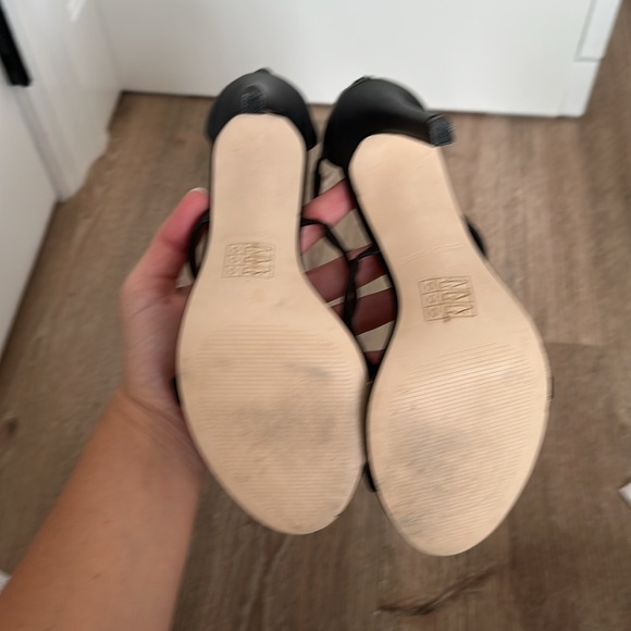 SPRING heels - Picture 4 of 4